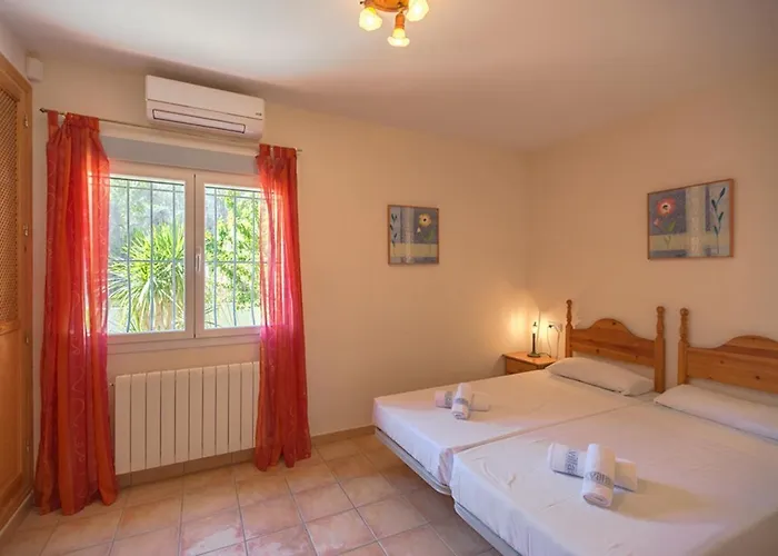 Villas Guzman - Carlos Villa