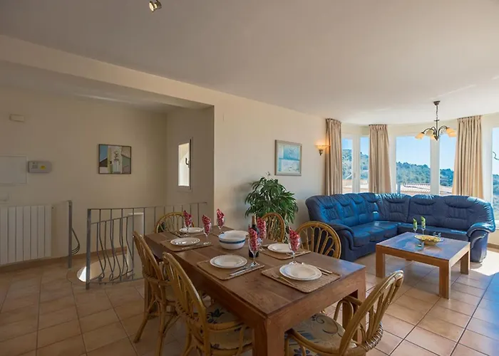 Villas Guzman - Carlos Villa *